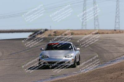 media/May-12-2024-OnGrid (Sun) [[7455ef9f94]]/Group 4 Blue/Session 2 (Outsise Cotton Corners) blue/
